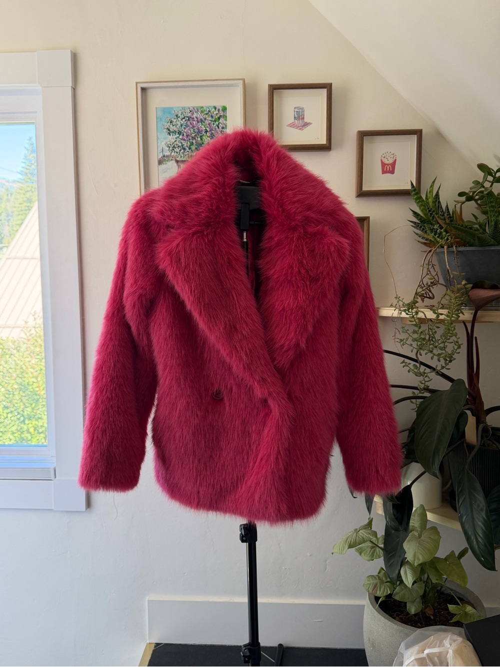 Faux Fur pink Jacket - Women's Plush Coat